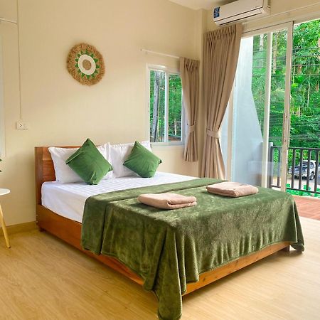 Private Room With Share Bathroom At Little Wild House Khaosok Khao Sok National Park エクステリア 写真